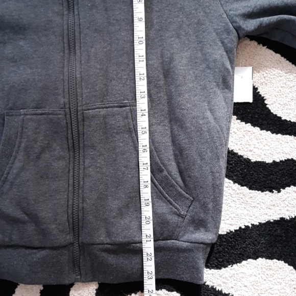 2/$20 Boys warm hoodie - Picture 5 of 6